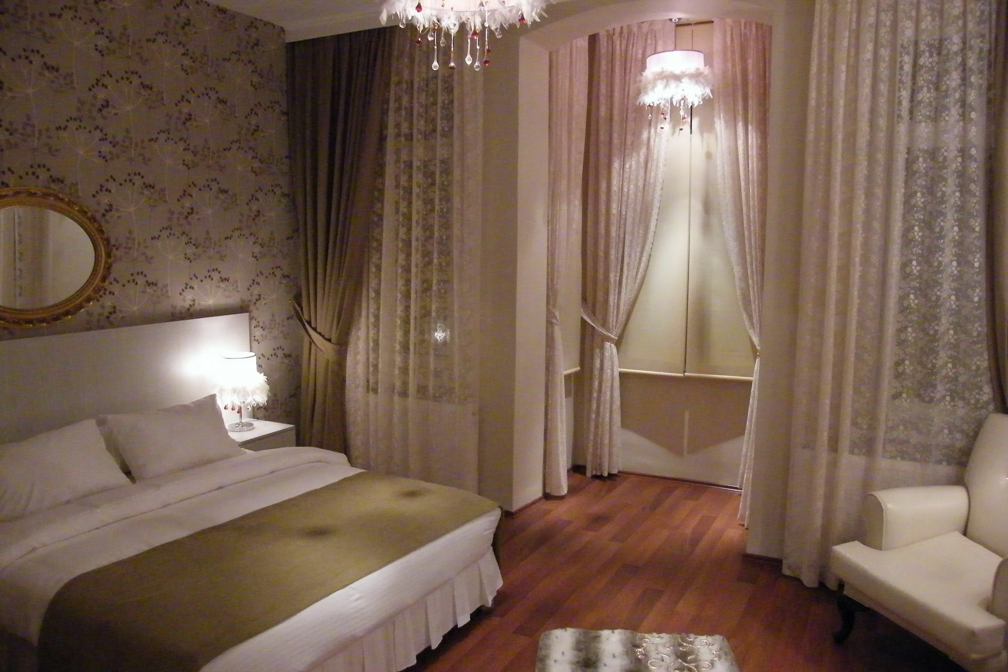 Arach Hotel Harbiye Istanbul Exteriör bild
